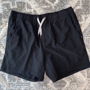 VUORI Kore Shorts 5” Lined- Large